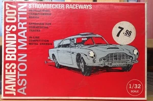 Strombecker 1:32 James Bond 007 Aston Martin Vintage Model Car Kit 8630 Complete - Picture 1 of 6