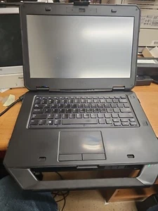 Dell Latitude 14 Rugged 5404 i5-4310U 2.0GHz No Output No Batt Parts Only No Hdd - Picture 1 of 15