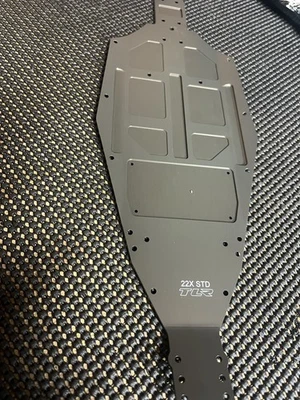 TLR 22x STD Length Chassis Plate - Image 1 of 3