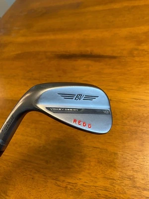 Titleist Vokey SM10.F Nickel Wedge 50° / 8 AMT White Extra Stiff Lefty 36.25″ - Image 1 of 4