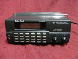 Radio Shack Hyperscan 200 Channel Programable Scanner PRO-2039 UHF VHF +antenna - Picture 1 of 8