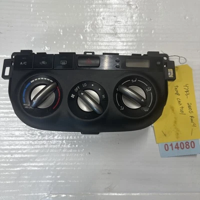 2004-05 RAV4 TEMP CONTROL W/SWITCHES OEM  014080 Foto 1 de 4
