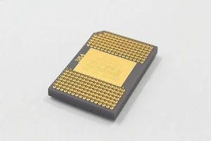 New Original DLP Projector DMD Chip Model 8060-631AY 8060-642AY - Picture 1 of 3