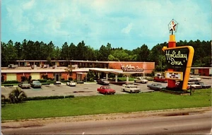 Jesup Georgia Holiday Inn Hotel Motel Posted 1960's Cars Chrome Postcard 7N - Picture 1 of 2