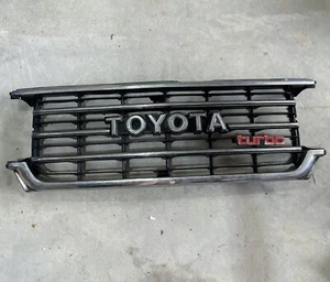 Toyota Land Cruiser Turbo BJ60 Front Grill OEM Genuine FJ60 FJ62 - FAST US SHIP - Picture 1 of 8