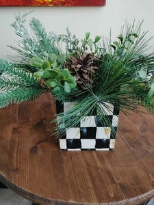 Wooden Planter With Faux Greenery Christmas Black & White Check Hand-painted Me - Picture 1 of 4
