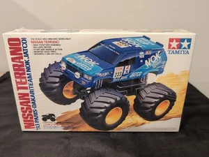 TAMIYA NISSAN TERRANO 1/32 scale item# 17011 '93 PARIS-DAKAR NEW - Picture 1 of 3