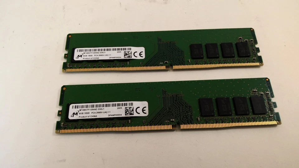 PAR DE Micron 8GB 2666MHz DDR4 PC4-21300 sin ECC sin búfer DIMM RAM 16GB KIT Foto 1 de 1