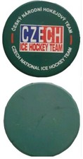 CZECH NATIONAL ICE HOCKEY TEAM VINTAGE GREEN RARE OFFICIAL HOCKEY PUCK 🇨🇿 