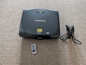 Panasonic PT-RZ475U Short Throw 3D 1080p DLP LED Projector, Remote - Picture 1 of 4