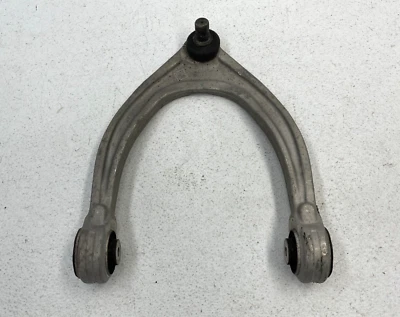 Brazo de control superior pasajero delantero derecho 17 18 19 Alfa Romeo Giulia 1540 OEM Foto 1 de 4