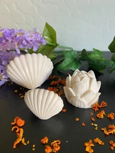 Safe for sensitive skin & genital areas, Alcohol-Free, All Natural, Ammonia-Free - Picture 1 of 3