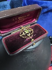 Edwardianischer Jugendstil 9 kt Gelbgold Anhänger besetzt mit einem Perdot und Saatperlen - Bild 1 von 8