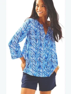 Lilly Pulitzer “Nalani” Tunic Costa Verde Printed Lapis Blue Blouse Top Size M - Picture 1 of 9
