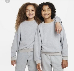 Nike Sportswear Icon Fleece Gray Youth XL Oversize Fit Unisex - Picture 1 of 7