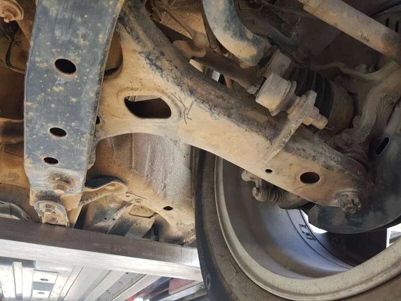 20219AJ001 braccio sospensione inferiore per SUBARU LEGACY KOMBI OUTBACK B14 Foto 1 de 3