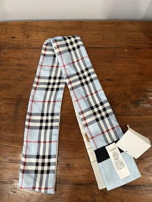 "Auténtica bufanda de seda Burberry Nova a cuadros/logo de 2 lados 62""x3"" nueva" Foto 1 de 4
