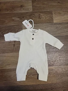 PatPat Baby Infant Size Newborn Romper outfit Jumpsuit Clothes BNWT  White Snaps - Picture 1 of 2