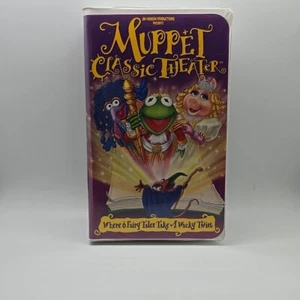 Muppet Classic Theater (VHS, 1994) Clamshell - Family Friendly Movie - Picture 1 of 9