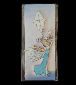 Disney Trading Pin #153445 DLP - Elsa - Frozen - Flying a Kite LE700 - Picture 1 of 2