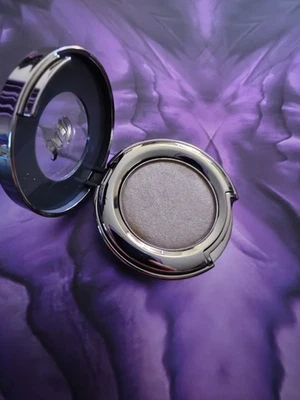 Urban Decay Eyeshadow Stray Dog Full Size 0.05 oz - Image 1 of 3