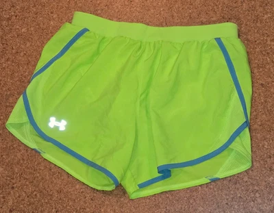 Pantalones cortos deportivos Under Armour Heatgear para mujer pequeños sueltos de alta visibilidad verdes Foto 1 de 3