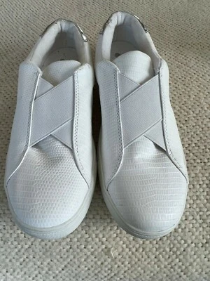 Zapatillas blancas Brash para mujer talla 9 Foto 1 de 4