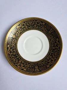 Minton - Grandee - Tea Saucer - Bone China - Made In England - Picture 1 of 3