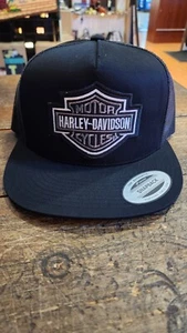 NEW HARLEY DAVIDSON Black LOGO Yupoong Trucker Hat Ball Cap Adult One Size - Picture 1 of 4