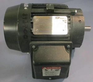 Toshiba 0024SDSR44A-P Severe Duty Motor 2HP 1.5kW 1750RPM 145TC 7/8" Shaft Dia - Picture 1 of 11