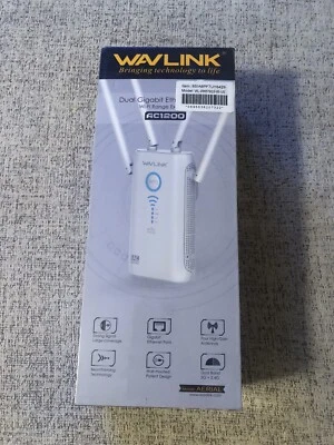 WI-FI RANGE EXTENDER  AC 1200 DUAL GIGABIT ETHERNET PORTS WAVLINK - Image 1 of 4