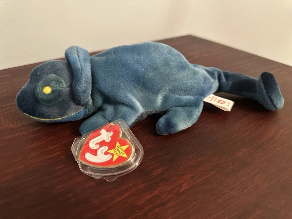 Ty Beanie Baby 9 inch Rainbow The Iguana Chameleon Toy - Image 1 of 1