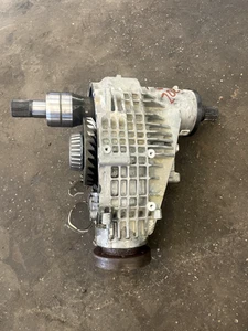 VW Volkswagen T6 BJ 2023 2.0 TDI DNA Winkelgetriebe Verteilergetriebe 0AX409053B - Bild 1 von 6