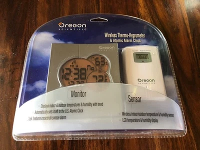 Oregon Wireless THGR122NX Thermo-Hygrometer Atomic Alarm Clock RMR612HGA - Image 1 of 4