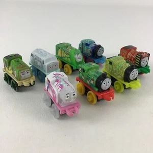 Lote de 8 motores de tren Thomas & Friends Minis Pegasus Rosie Yong Bao Yeti Belle - Imagen 1 de 8