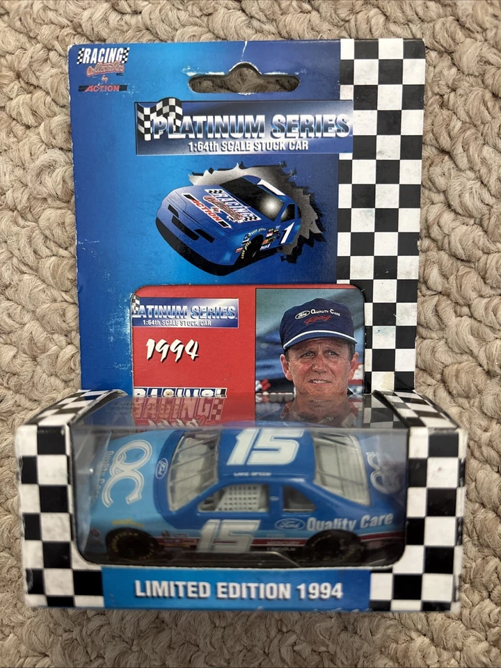Lake Speed 1994 T-Bird #15 Quality Care Action Platinum Series 1:64 Diecast Foto 1 de 1