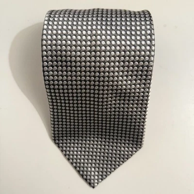 Corbata de seda geométrica gris plateada Bachrach hecha a mano para hombre moderna NYE Foto 1 de 4