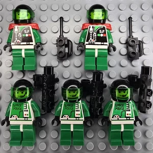 Lego Space System Minifigures Lot and Accessories SP037 SP038 - Picture 1 of 1