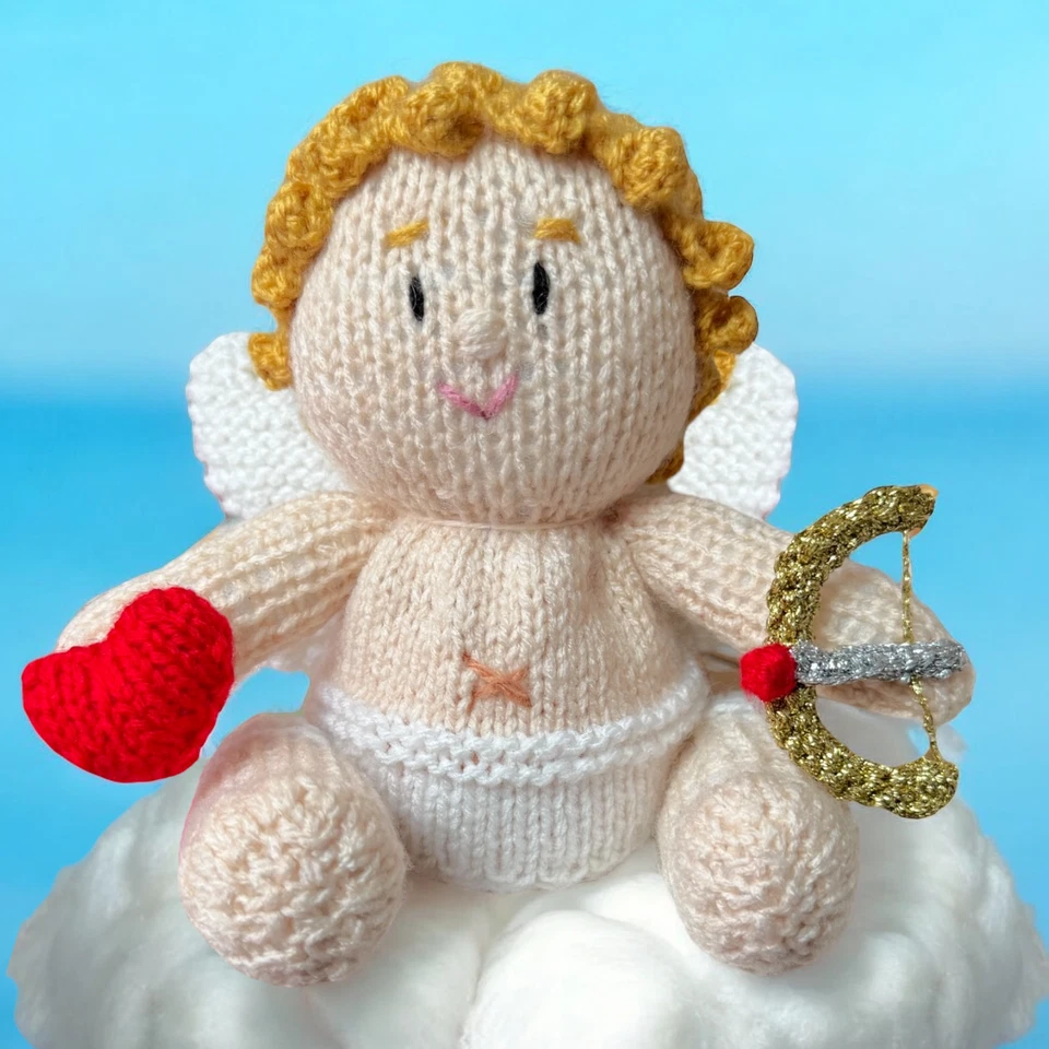 PATRÓN TEJIDO - Funda San Valentín Cupido Chocolate Naranja / Juguete 15cms