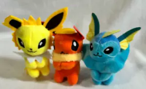 3 Pokemon Mascots Flareon Vaporeon Jolteon Plush Danglers USA Seller New 4 in - Picture 1 of 7