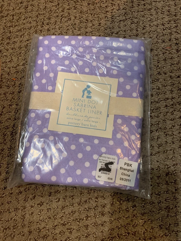 Revestimiento de cesta Pottery Barn Kids Mini Dot Sabrina extra grande XL lavanda NUEVO Foto 1 de 2