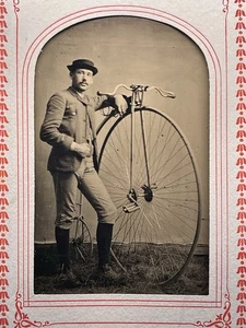 VERY RARE 1/6 PLATE TINTYPE - DASHING PENNY FARTHING GENT & HIS HIGH WHEEL BIKE - Picture 1 of 2