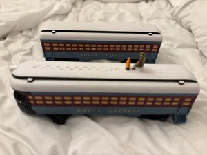 2 Lionel Train The Polar Express [Passenger & Observation] Cars  7-11022 G Gauge - Picture 1 of 7