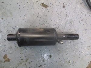 1983 JOHN DEERE 318 Onan B43G -rockshaft hydraulic cylinder - Imagen 1 de 1