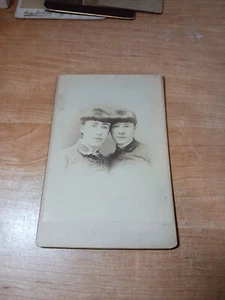 Vintage Twins Photograph Unknown Studio - Picture 1 of 3