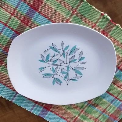 Vintage 1950’s Cassandra Midwinter Large Oval Platter - Image 1 of 4