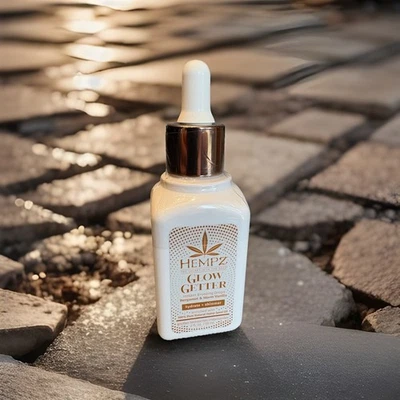 HEMPZ Glow Getter Instant Bronzing Drops With Shimmer New! - Image 1 of 4