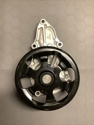 Water Pump for Acura CSX, TSX, Honda Accord, CR-V, Element - Image 1 of 4