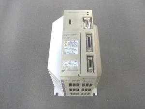 Servo Amplificador Yaskawa Sigma 300W 100V Posición SGDA-03BP - Imagen 1 de 3