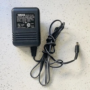 Yamaha PA-3B Adattatore di Alimentazione AC Esterno OEM per Tastiera DC10V 700mA - Foto 1 di 5